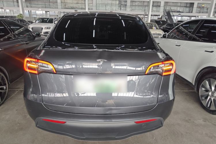 Used Tesla Model Y 2024 Rear-Wheel-Drive Version
