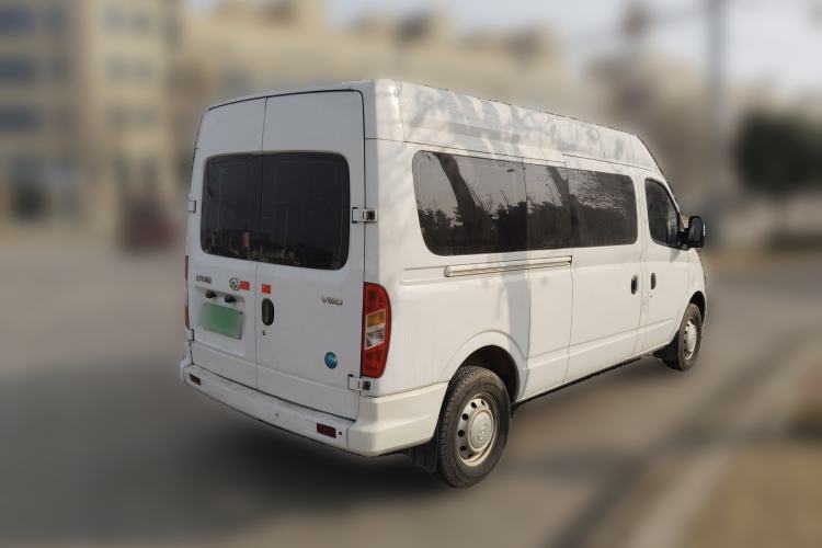 Used SAIC MAXUS Xintu V80 2021 2.0T Manual Classic Aoyuntong 127 PS Mid-axle Mid-roof 6/7/8/9-Seater