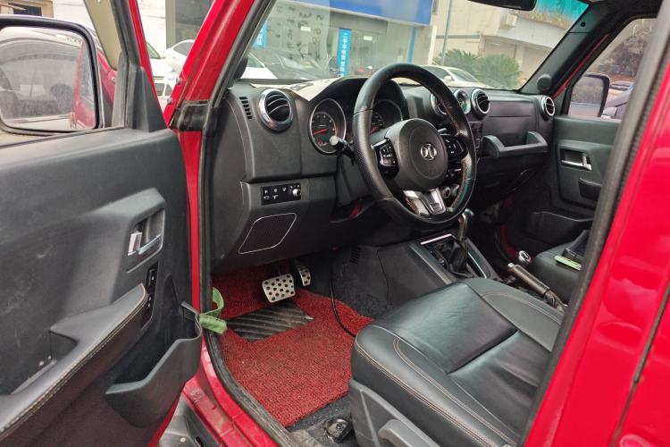 Used BAIC Off-Road BJ40 2016 40L 2.3T Automatic All-Wheel Drive Premium Edition
