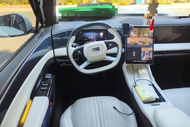 Used  L7 2023 1.5T 115 km Starship
