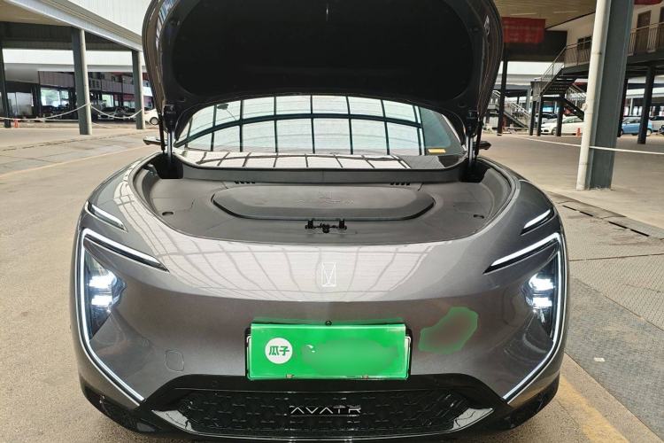 Used  07 2024 Max Extended-Range Four-Wheel Drive
