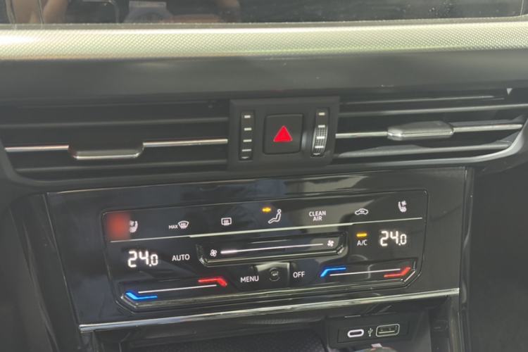 Used Volkswagen Passat 2023 Facelift 330TSI Luxury Edition
