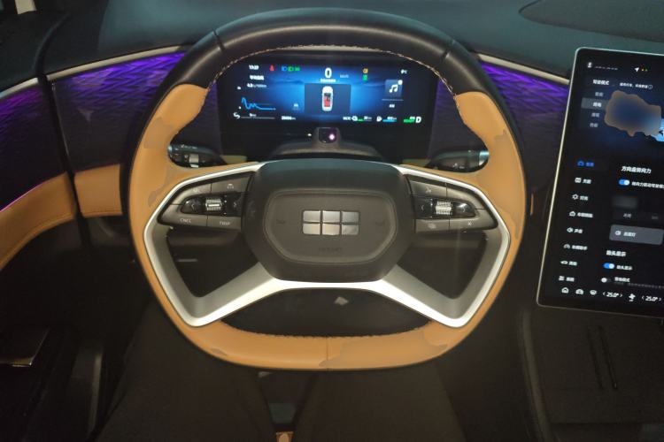 Used  L7 2023 1.5T 115 km Starship
