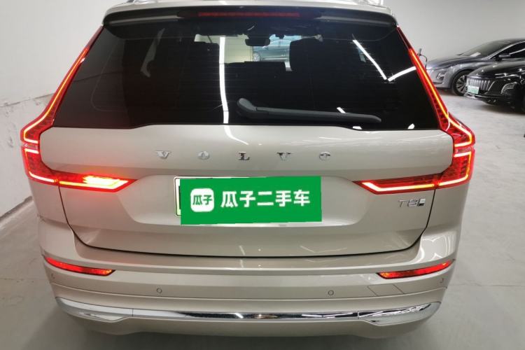 Used Volvo XC60 New Energy 2025 Plug-in Hybrid Long-Range All-Wheel Drive Smart & Luxurious Edition
