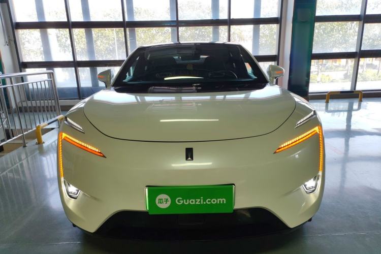 Used  11 2022 Long-Range Dual-Motor Luxury Edition 5 Seats
