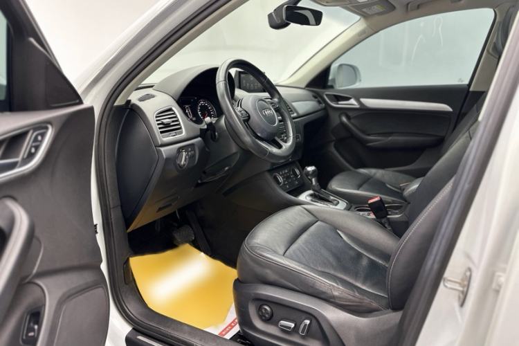 Used Audi Q3 2017 30 TFSI Fashion Model
