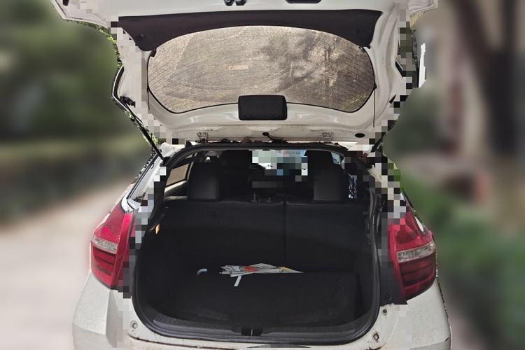 Used Toyota YARiS L 2017 1.5G CVT JingSu Model with Upgraded Sunroof
