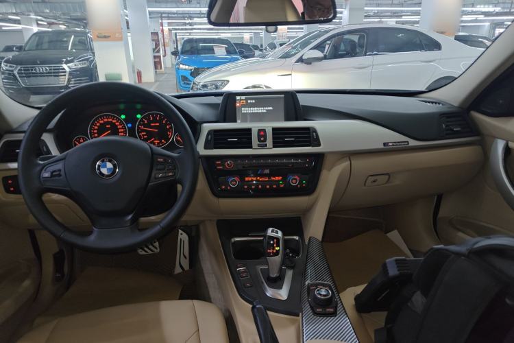 Used BMW 3 Series 2014 320Li Fashion Model
