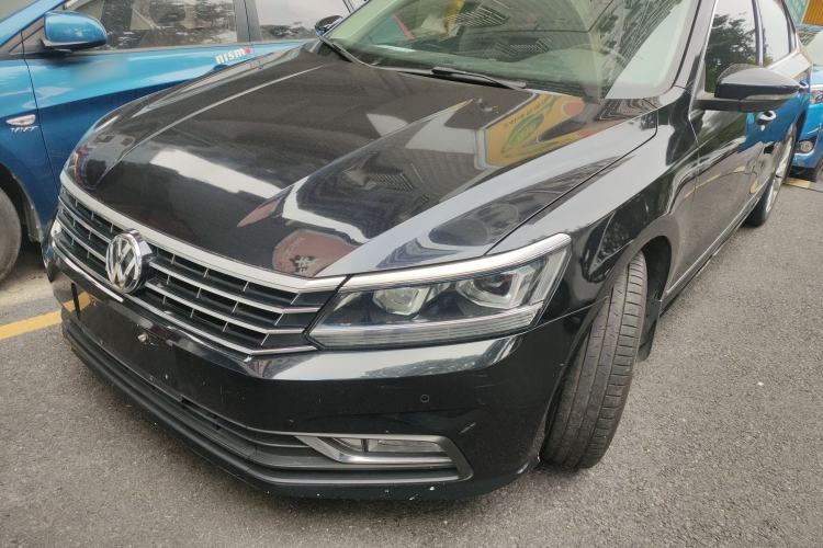 Used Volkswagen Passat 2017 330TSI DSG Luxury Edition
