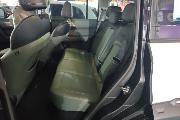 Used  03 2024 401km Two-Wheel Drive Standard Advanced Version
