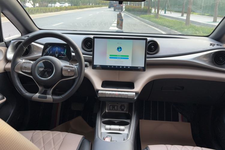 Used BYD Dolphin 2021 405 km Fashion Edition
