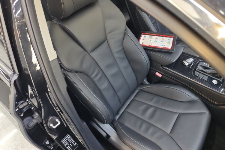 Used Hongqi H5 2019 30TD Smart Connect Dynamic Edition
