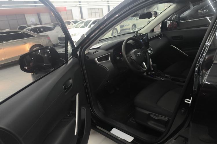 Used Toyota FRONTLANDER 2024 2.0L Smart Electric Hybrid Dual-Engine Leading Edition
