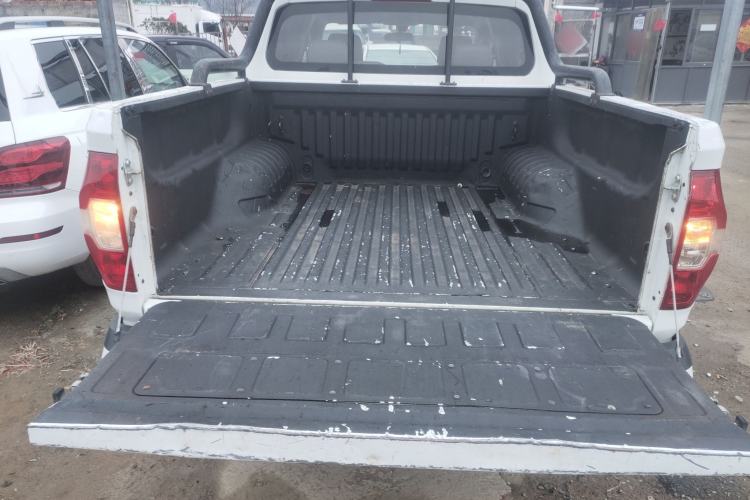 Used SAIC MAXUS T70 2019 2.0T Diesel Manual Two-Wheel Drive Comfort Version Standard Box High Chassis