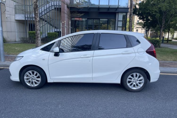 Used Honda Fit 2018 1.5L CVT Comfort Sunroof Version
