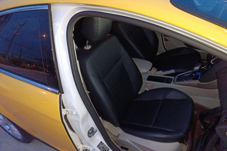 Used Ford Focus 2015 Sedan 1.6L Automatic Comfort Model
