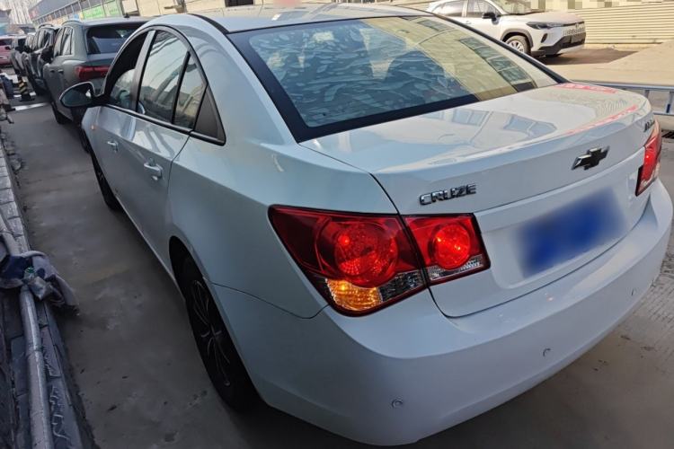 Used Chevrolet Cruze 2013 1.6L SL MT
