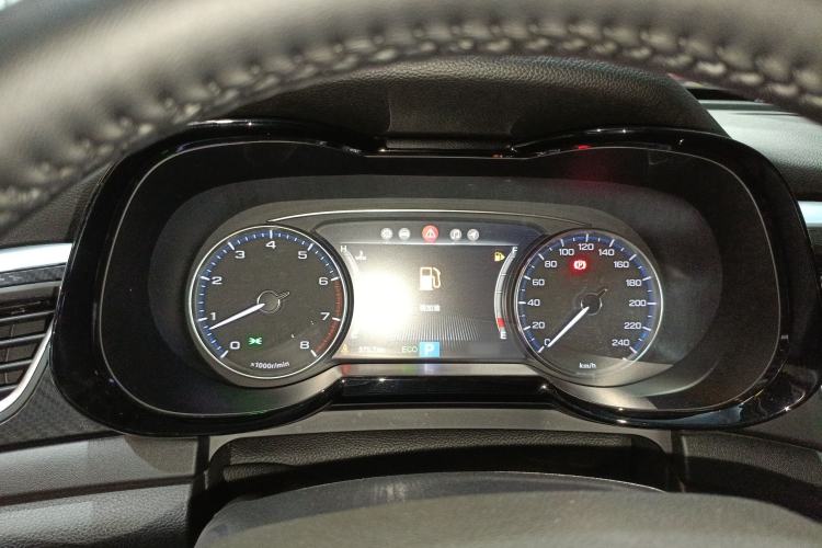 Used GAC Trumpchi GS7 2017 320T Two-Wheel-Drive Luxury Smart Connectivity Model
