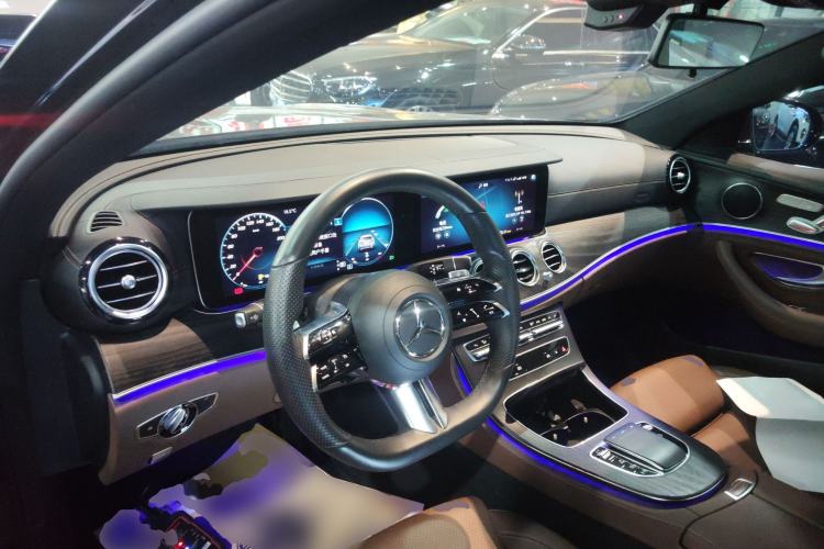 Used Mercedes-Benz E-Class 2022 E 260 L Sport 4MATIC
