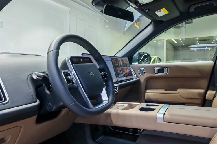 Used Li Auto L7 2025 Ultra Smart Refreshed Edition
