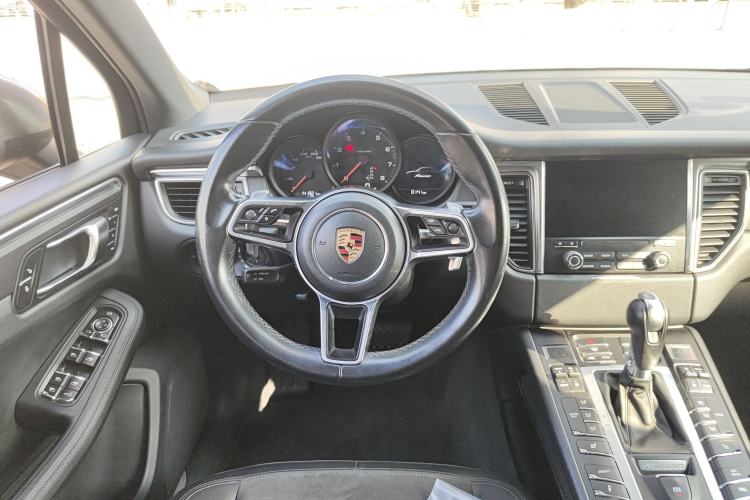 Used Porsche Macan 2017 Macan 2.0T
