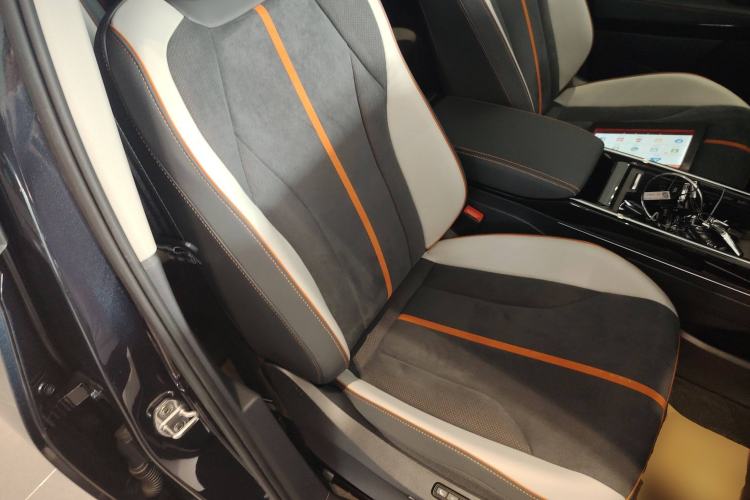 Used Volkswagen ID.6 CROZZ 2022 Long-Range PRO Edition
