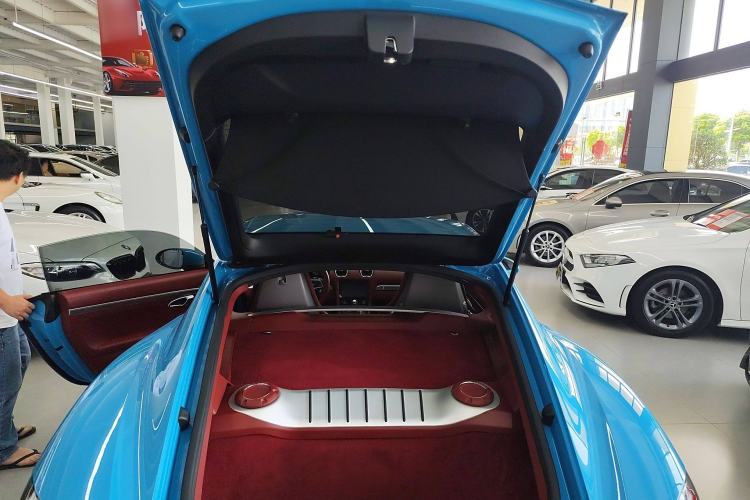 Used Porsche 718 2020 Cayman 2.0T
