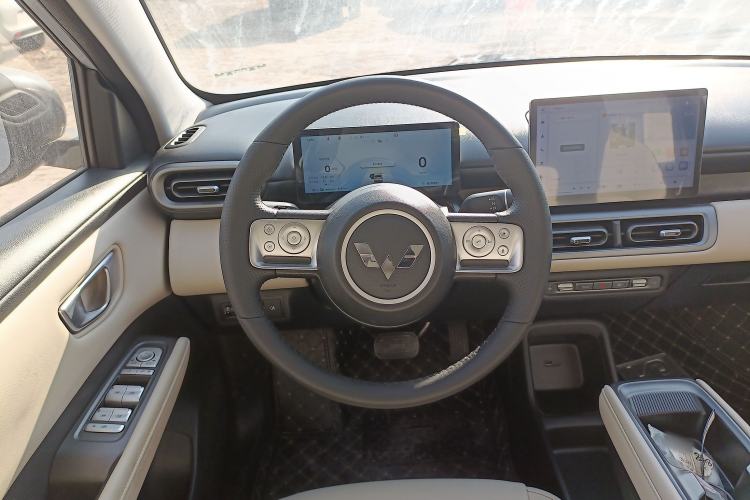 Used Wuling Bingo PLUS 2024 401 km Range 5-Seater Version