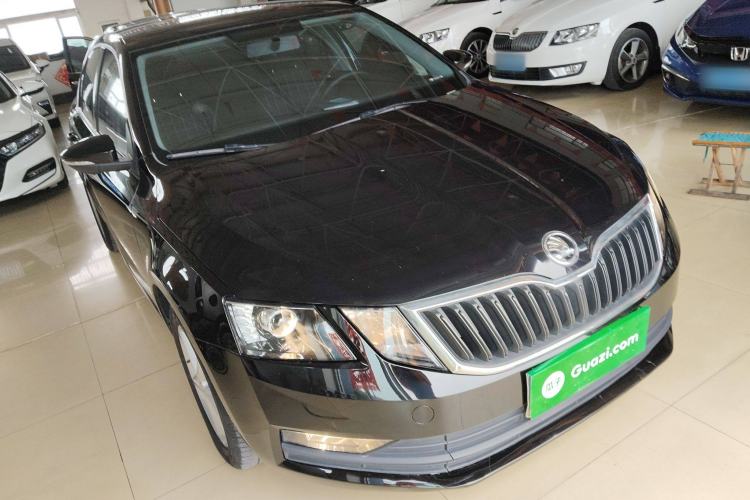 Used Skoda Octavia 2019 1.5L Manual Standard Edition China VI
