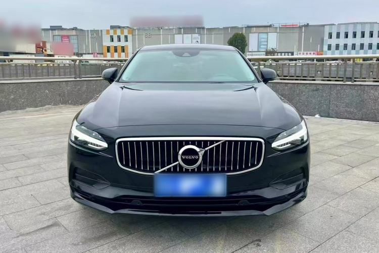 Used Volvo S90 2018 T4 Zhiyi Edition

