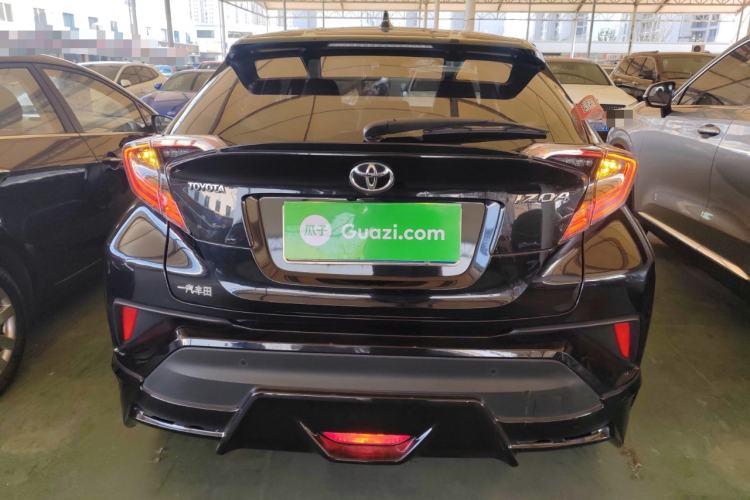 Used Toyota IZOA 2021 2.0L Yichi SPORT
