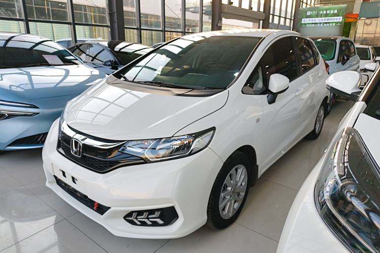 Used Honda Fit 2018 1.5L CVT Comfort Sunroof Version