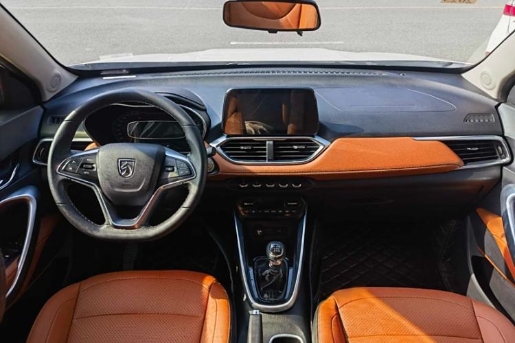 Used Baojun 510 2017 1.5L Manual Luxury Model
