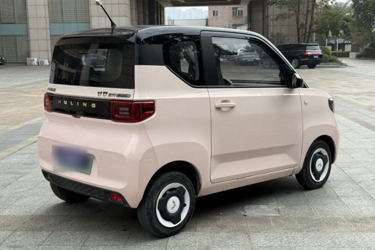 Used Wuling Hongguang MINIEV 2021 Macaron Premium Model – Lithium Iron Phosphate

