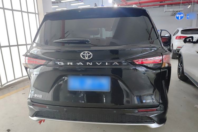 Used Toyota Granvia 2024 2.5L Hybrid Prestige ULTRA Edition
