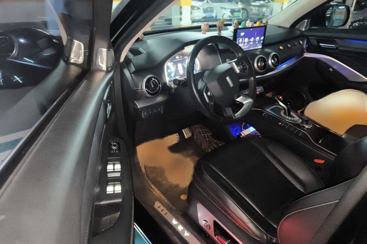 Used Wey VV6 2018 2.0T Four-Wheel Drive Flagship Version China V Standard
