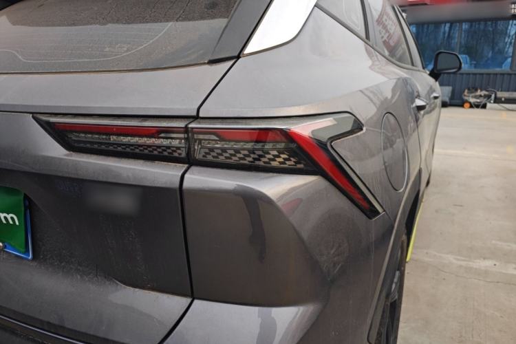 Used JETOUR Dashing 2025 1.5T DCT Youth UP
