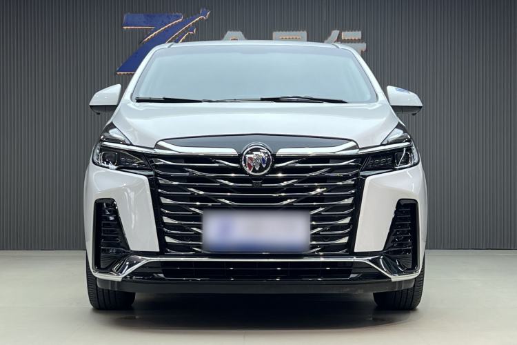 Used Buick GL8 2023 Land Executive Class Comfort Model
