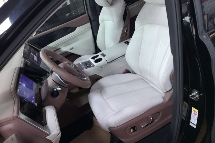 Used BYD Xia 2025 DM-i 1.5T 180km Beyond Edition
