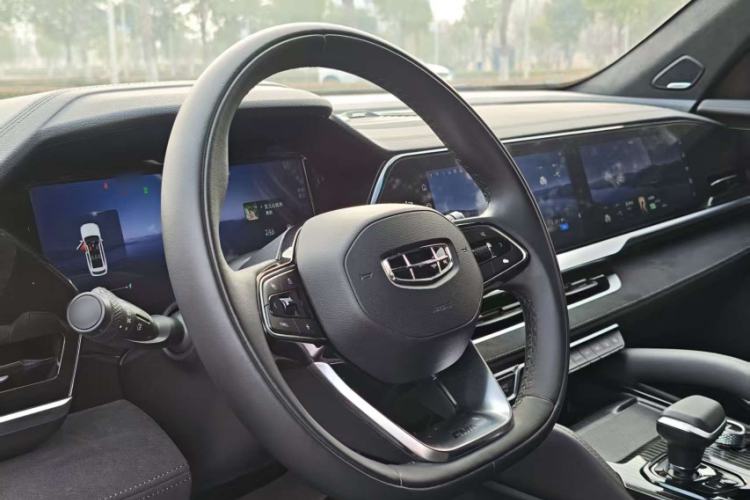 Used Geely Auto Monjaro L 2022 1.5T Leishen Hi·F Plug-in Hybrid Super Xun
