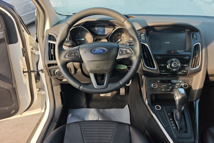 Used Ford Focus 2015 Sedan 1.6L Automatic Trend Model