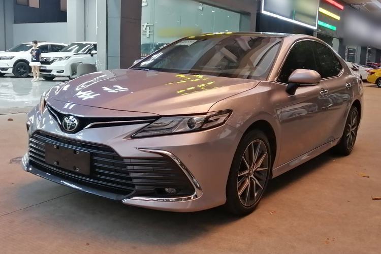 Used Toyota Camry 2021 2.5G Luxury Edition
