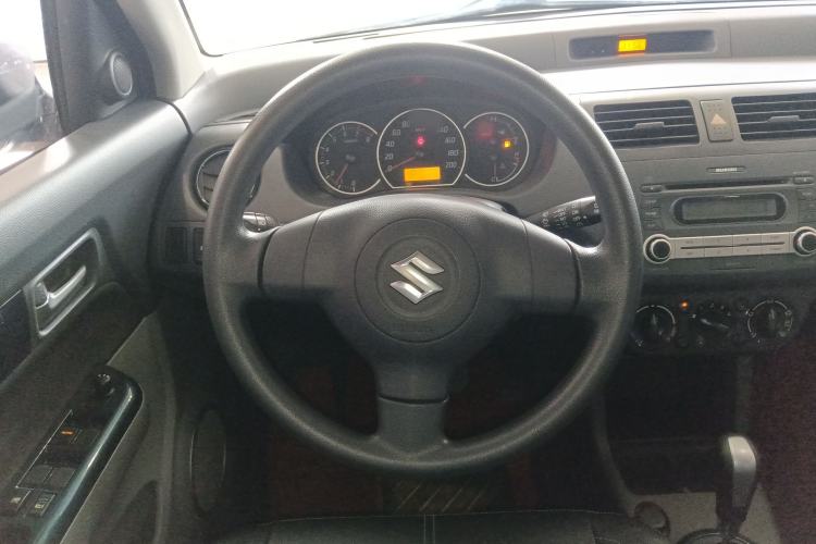 Used Suzuki Swift 2016 1.5L Automatic Fashionable Coolplay Edition
