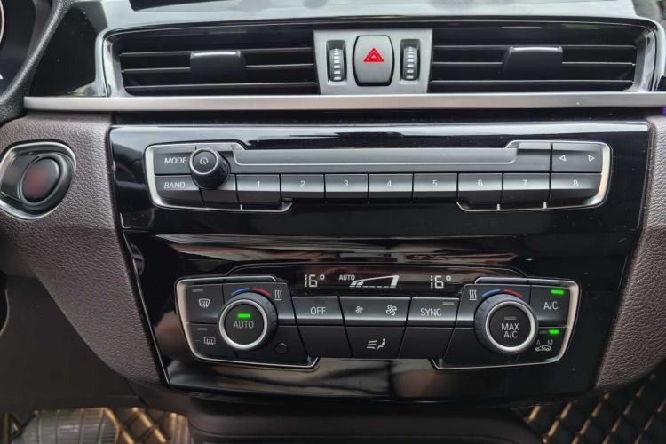 Used BMW X1 2021 sDrive25Li Leading Model
