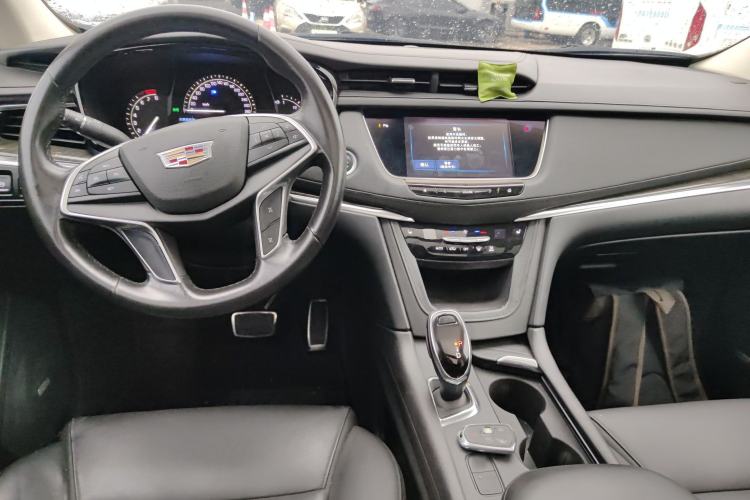 Used Cadillac XT5 2016 25T Luxury Model