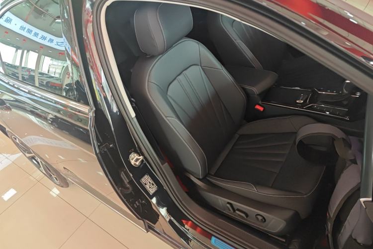 Used Volkswagen Passat 2025 Outstanding Model 380TSI Starry Dragon Edition
