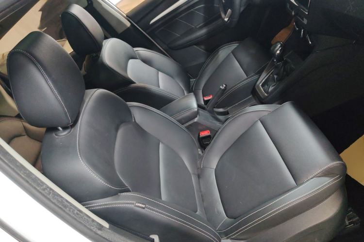 Used MG ZS 2018 1.5L Automatic Luxury Edition China V Standard
