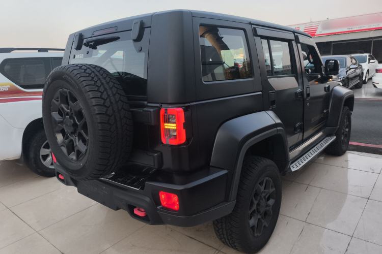 Used  BJ40 2024 2.0D Blade Hero Glory Edition