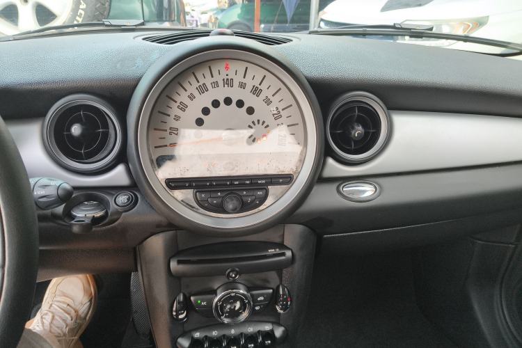 Used  MINI 2012 1.6L COOPER Baker Street
