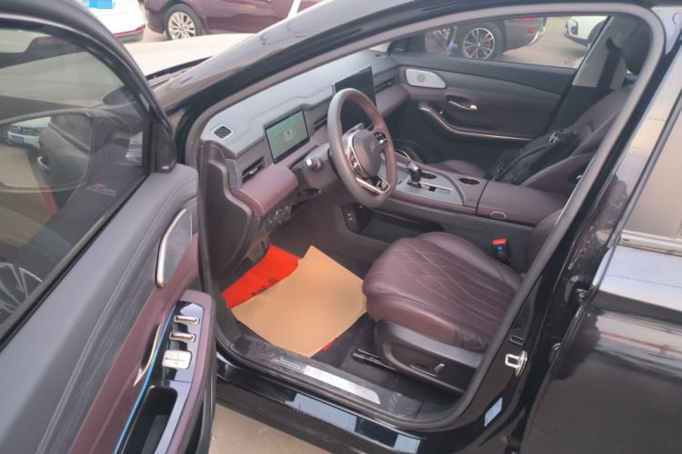 Used JETOUR X90 PRO 2024 2.0T DCT Prestige 7-Seater
